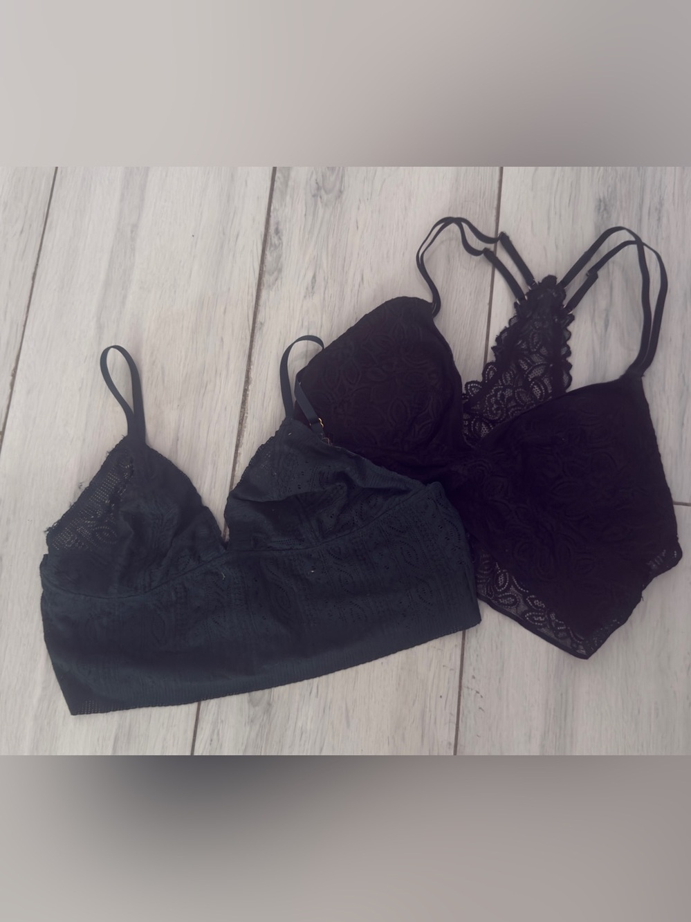 Bundle 2 - Aerie Mesh Wireless Bralette  Black Green Small and Medium Adjustable
